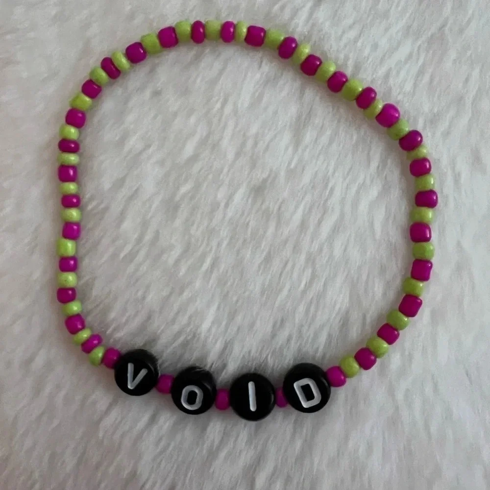 Melanie Martinez Trilogy Tour Friendship Bracelet - Picture 2 of 4